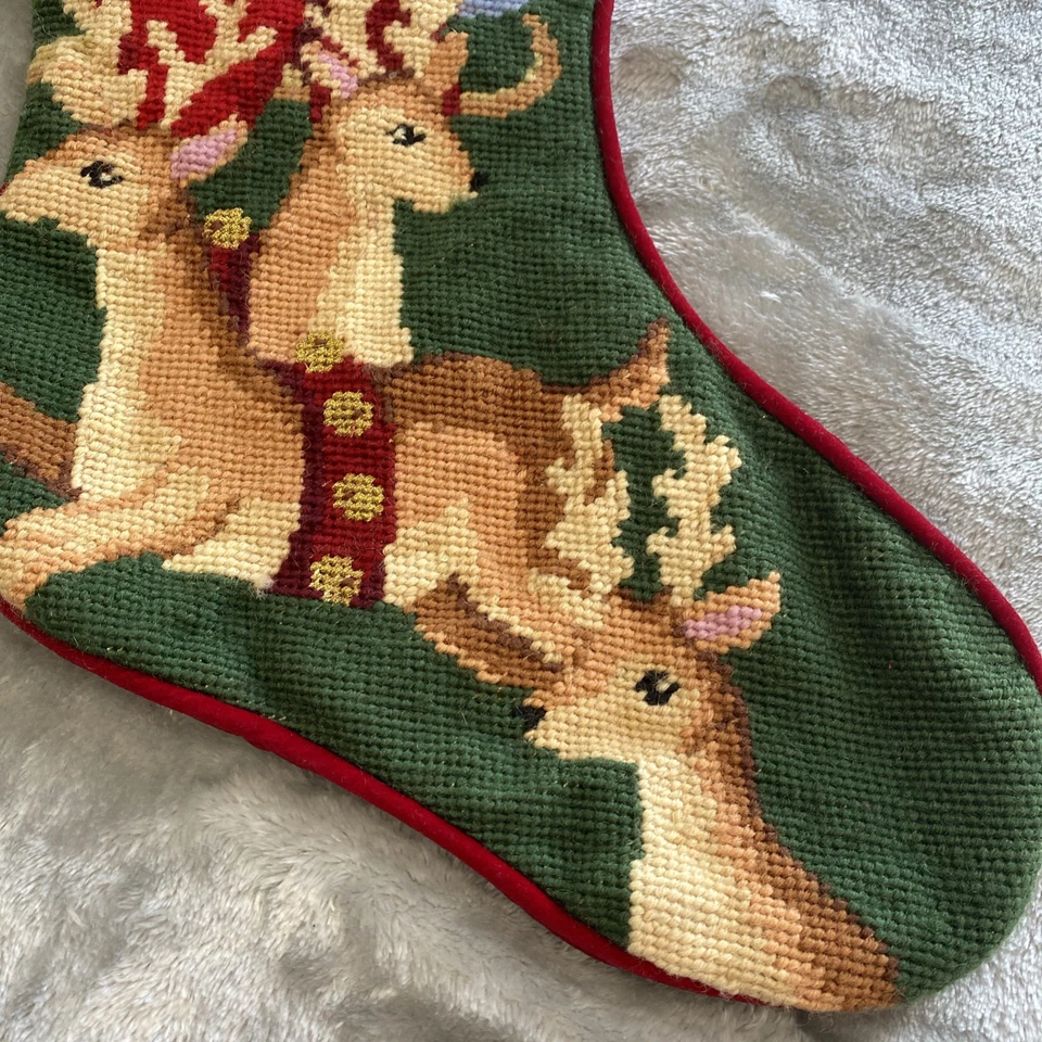 Needlepoint By Hand Christmas Stocking Wool Velvet Santa Reindeer Embroider EUC - Изображение 2 из 4