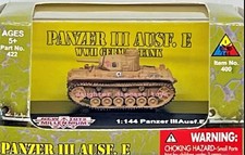 WWII GERMAN PANZER III TANK 1:144 Scale-Intricate mini-replica in Pristine