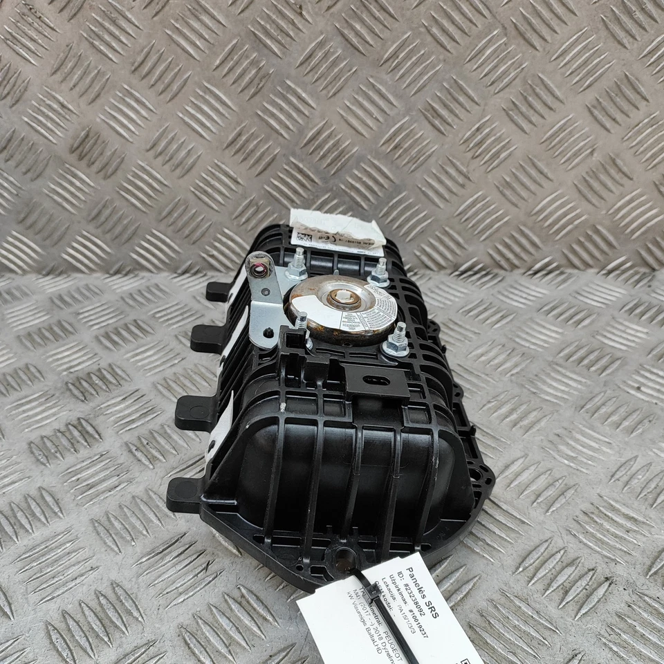 Peugeot 5008 II Mc,Mj ,Mr ,M4 Tableau de Bord Part 9810439880 1,50 Diesel 96 Kw - Photo 2/4