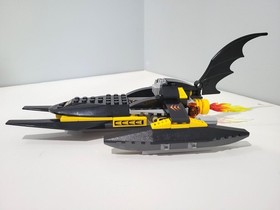 LEGO DC Comics Super Heroes: Arctic Batman Vs. Mr. Freeze: Aquaman on Ice 76000