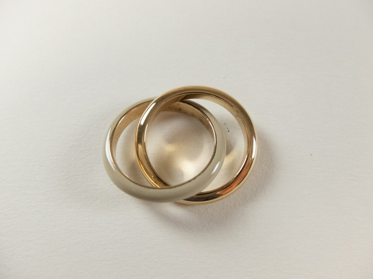 BOTTEGA VENETA gold & beige round silver double ring Size