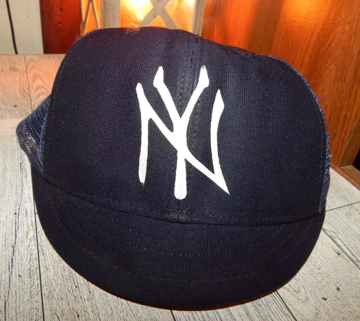 Yankee visor 2025