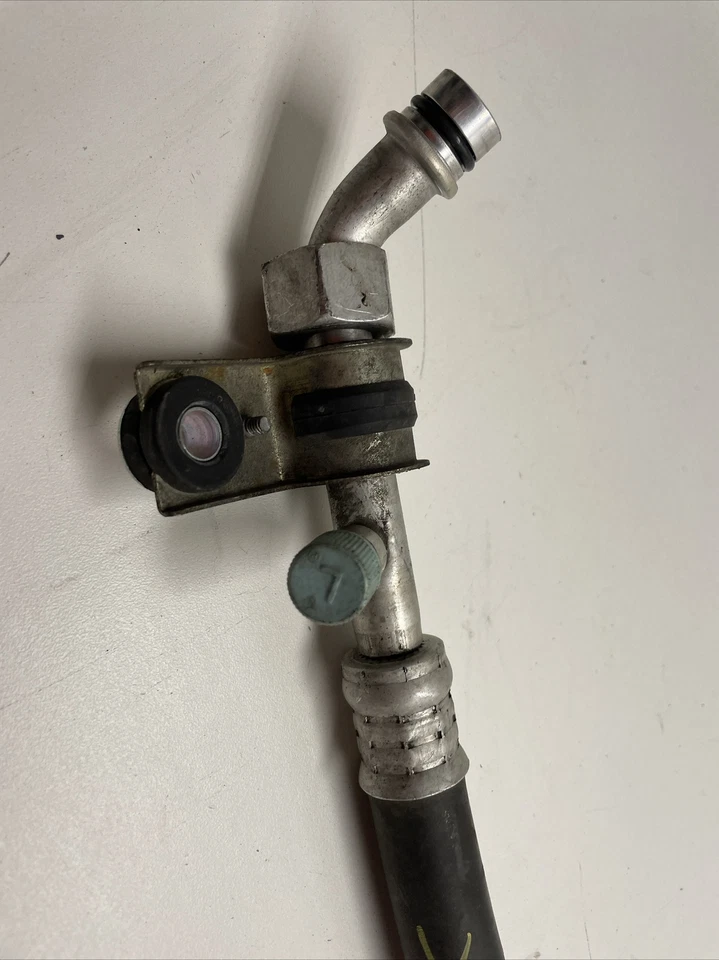 2008 Honda Civic 1.3L Hybrid A/C Suction Line Hose Assembly OEM Foto 4 de 4