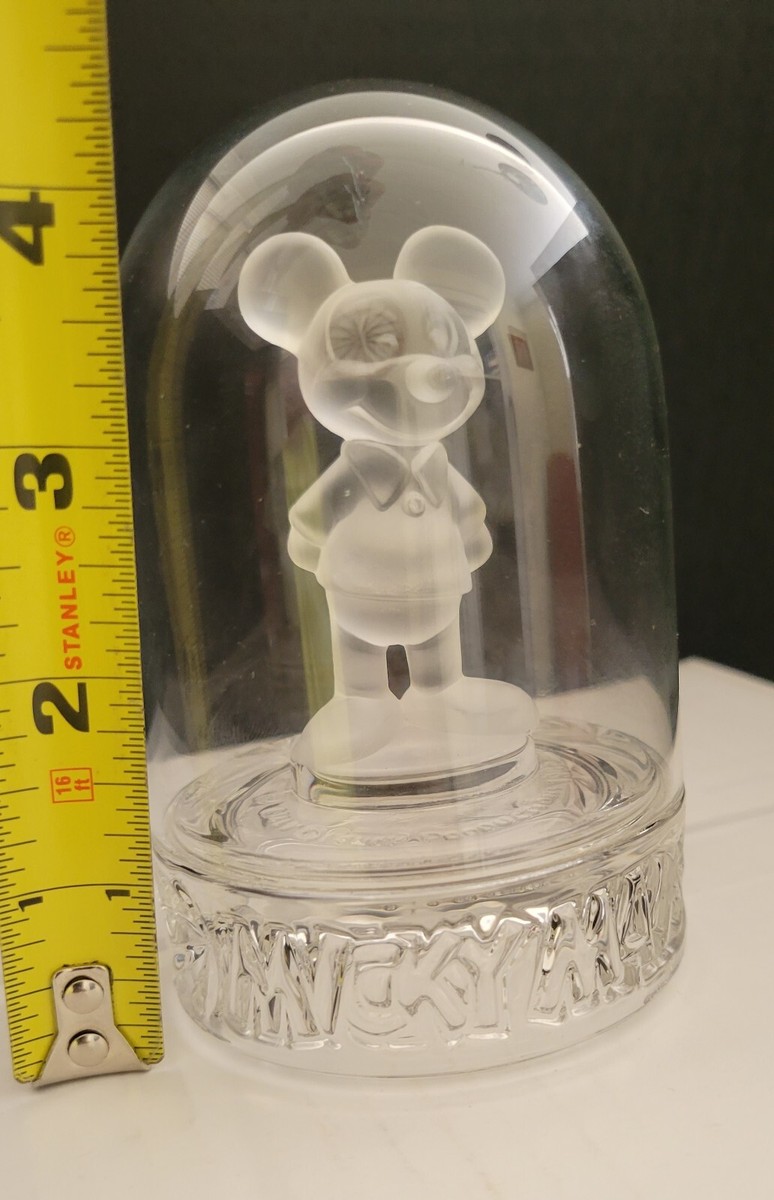 Mickey Mouseガラス製置物 Disney ガラス置物 ミッキー&ミニー - メルカリ
