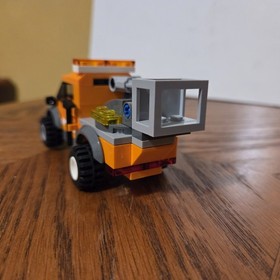 LEGO City: Light Repair Truck (60054) 100% Complete with Instructions No Box