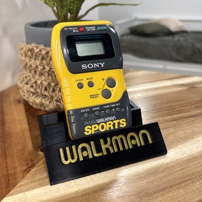 ★激レアSONY SPORTS WALKMAN FM イエロー　ジャンク品★ Vintage SONY Walkman Sports FM/AM Radio Yellow SRF-M70 Rare