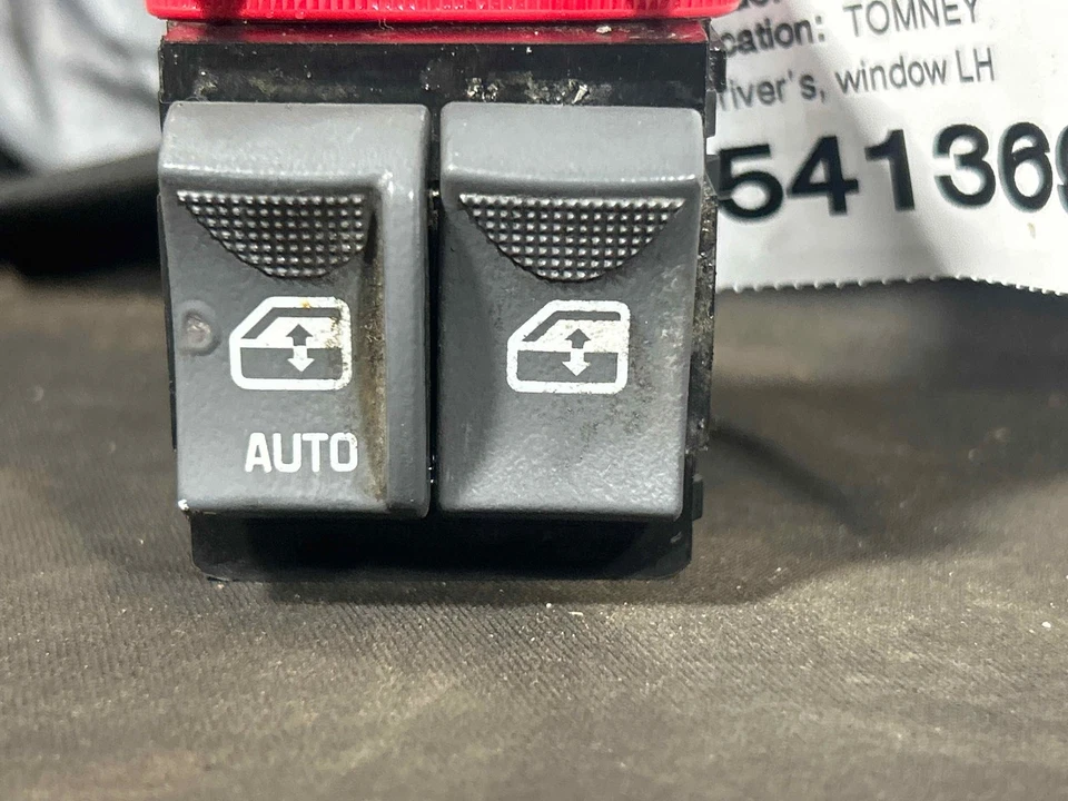 Fits 2003-2007 Chevy Express 3500 Left Door Switch Front OEM:25725880 Foto 2 de 4