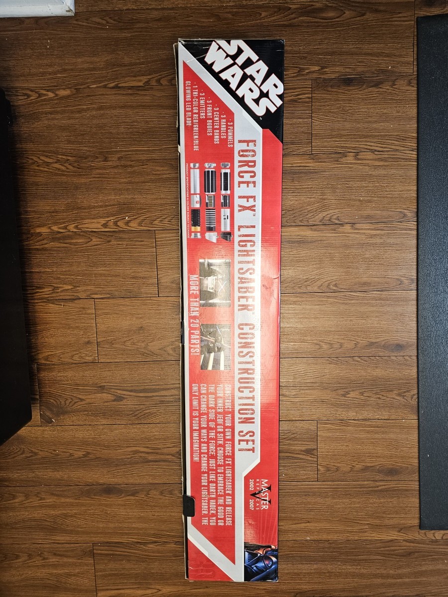 Master Replicas Star Wars Force FX Lightsaber Construction Set