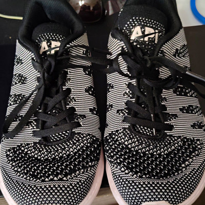 APL TechLoom Pro 1118XC Knit Low Top Lace Up Sneakers Black/White Men's 8