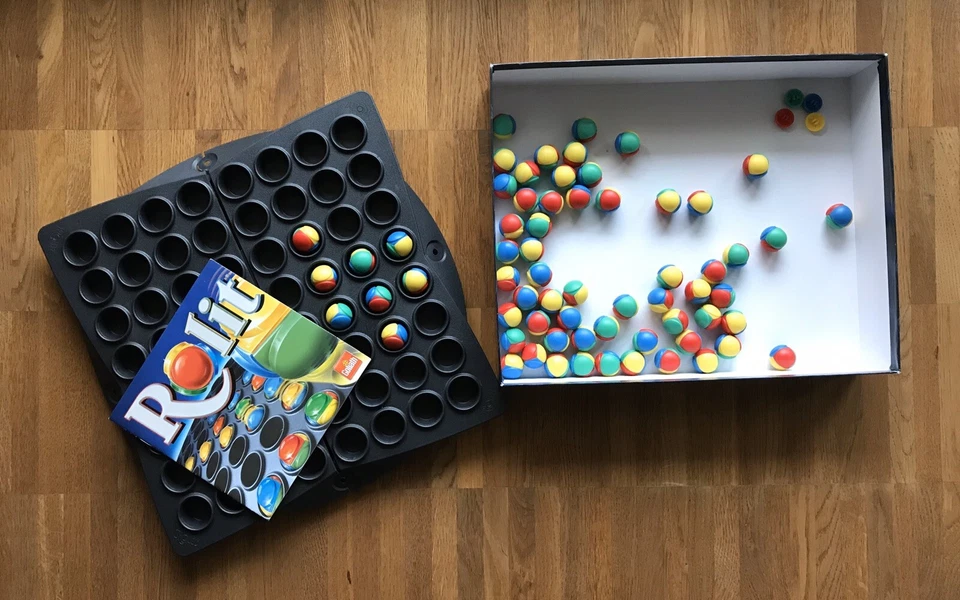 Rolit - Party - Brettspiel mit dem speziellen Dreh / Goliath 1-4 Spieler - Bild 3 von 3