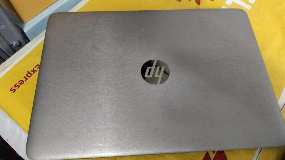 HP EliteBook 840 G3 · i5-6200U · 12GB · 240GB, foto 2 di 5