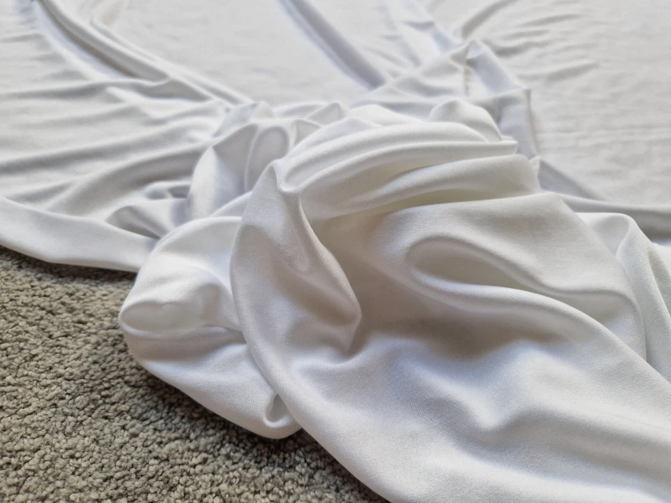 Jersey Stoff für Bluse - schwerfallende Qualität - Weiß - 150 x 140 cm - neu