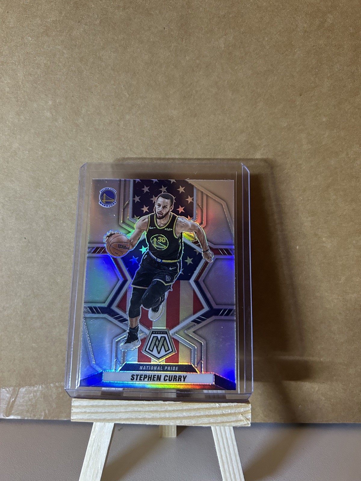 2021-22 Mosaic #247 Stephen Curry NATIONAL PRIDE Silver Mosaic Prizm SP Warriors