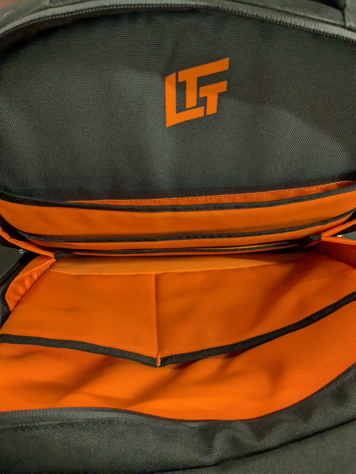Linus Tech Tips LTT Backpack 35L VGC - image 18