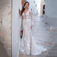 Luxury Mermaid Wedding Dresses V-Neck Long Sleeves Lace Appliques Bridal Gowns