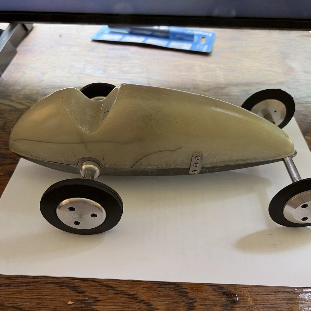 Martin Flash tether car