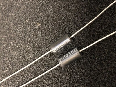 TE CONNECTIVITY / NEOHM 0.1% 250Ω 250R 0.25W Ultra Precision Wire-Wound Resistors BY TE, 2x UPW25B250RV