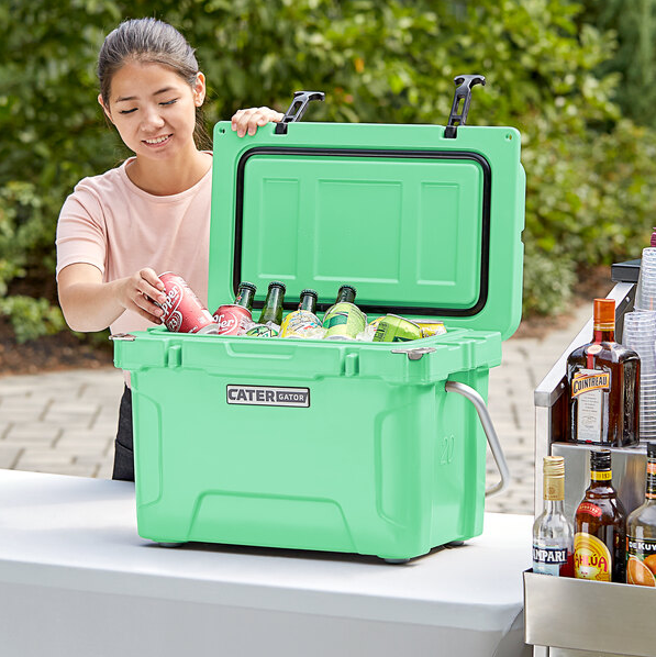 20 Quart Lone Mountain Roto-Molded Cooler– Lone Mountain Coolers 20 Quart Lone Mountain Roto-Molded Cooler– Lone Mountain Coolers