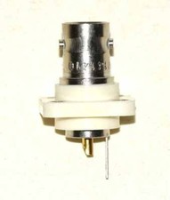 Connecteur / Embase RF femelle isolée type BNC - RADIALL