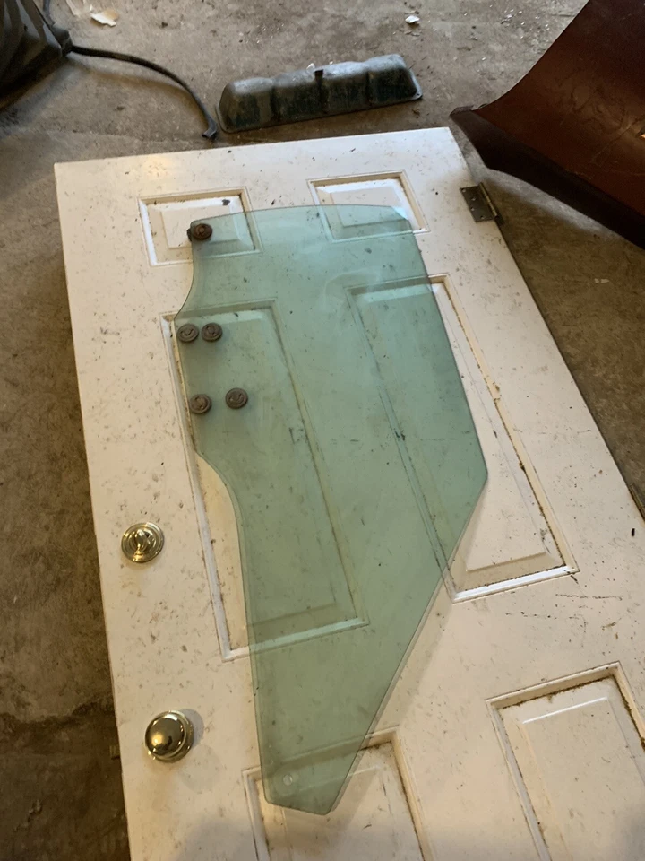 71 72 73 74 AMC JAVELIN AMX Right Door  WINDOW GLASS SOLEX HERCULITE PPG TINTED - Image 4 of 4