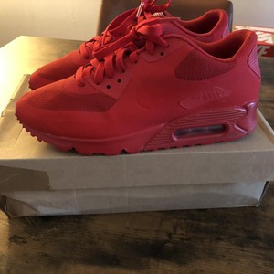 nike air max hyperfuse red 41