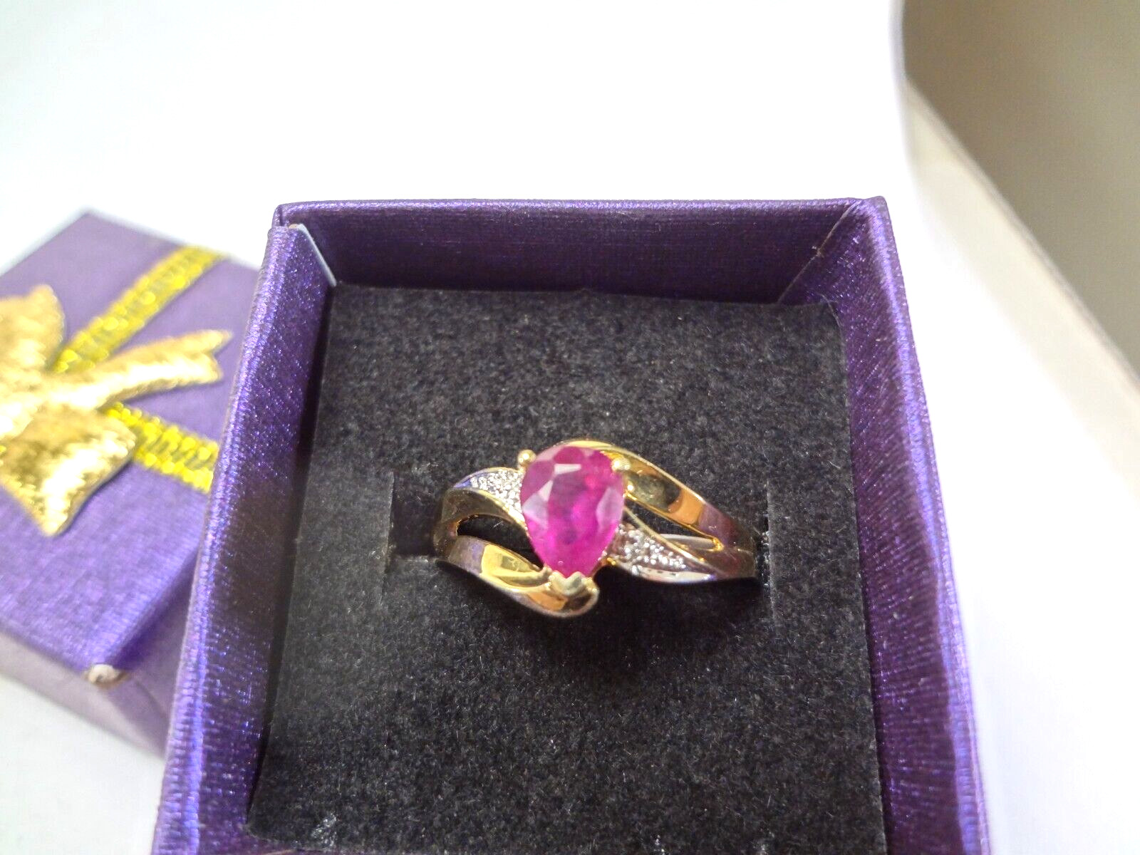 10K SOLID GOLD - NATURAL RUBY & DIAMOND RING - 1.… - image 4