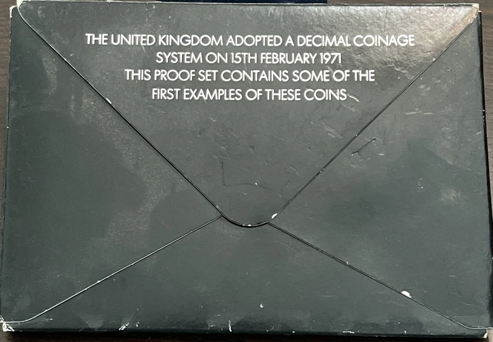 The Decimal Coinage of Great Britain And Northern Ireland 1971 Proof Set - Image 2 of 4