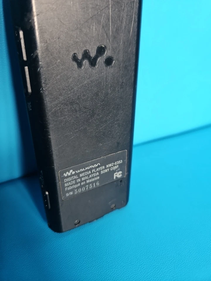 Sony Walkman NWZ-E353 黑色 (8 GB) 数字媒体播放器-无法正常工作 — 第 4/4 张图片