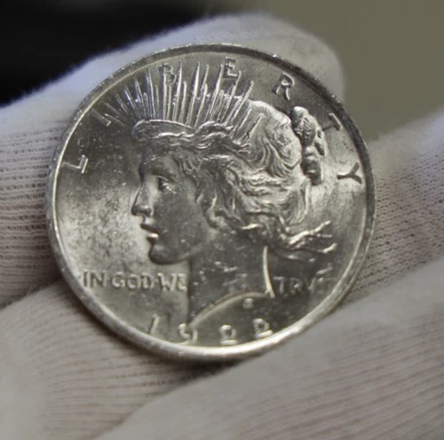 1922 US Peace Silver Dollar $1 Unc