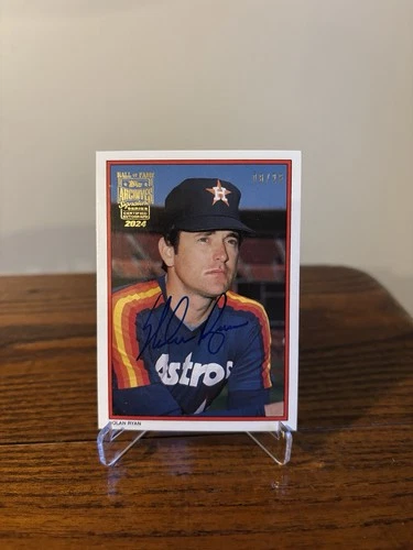 Nolan Ryan on Card Auto /26 Topps 2024