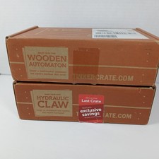 2 Kiwi Co Tinker Crates Hydraulic Claw and Wo...