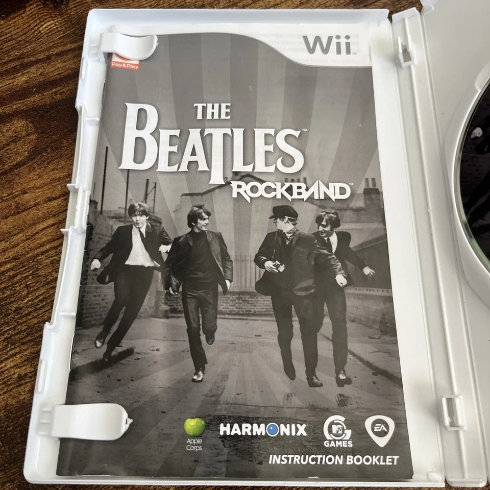The Beatles Rockband Wii - Manual incluido Foto 2 de 4