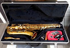 BARRINGTON Amber Gold Tenor Sax w/Original Case & Rico Royal B3 Mpc.- MINTY