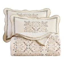 Elegant Embroidered Quilt Set Farmhouse Patchwork Oversized Queen Size Revers...