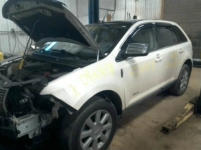 Центральная крышка заднего фонаря подходит для 07-10 MKX 10239635 - Изображение 2 из 4