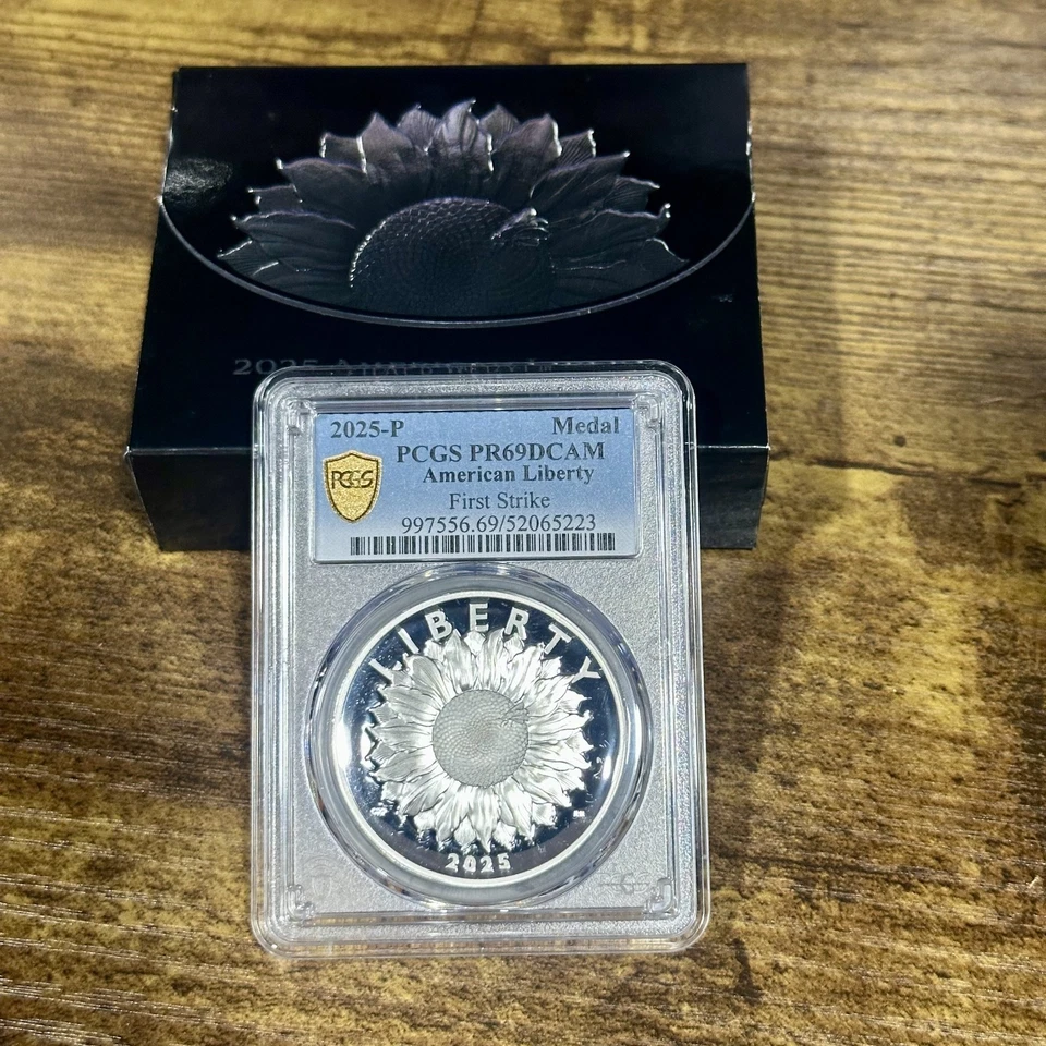 2025-P 1 oz American Liberty .999 Fine Silver Medal PCGS PR69DCAM First Strike - Image 2 of 3
