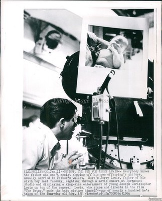 Paramount Studios Jerry Lewis Movie Camera The Patsy Wirephoto Vintage 8x10
