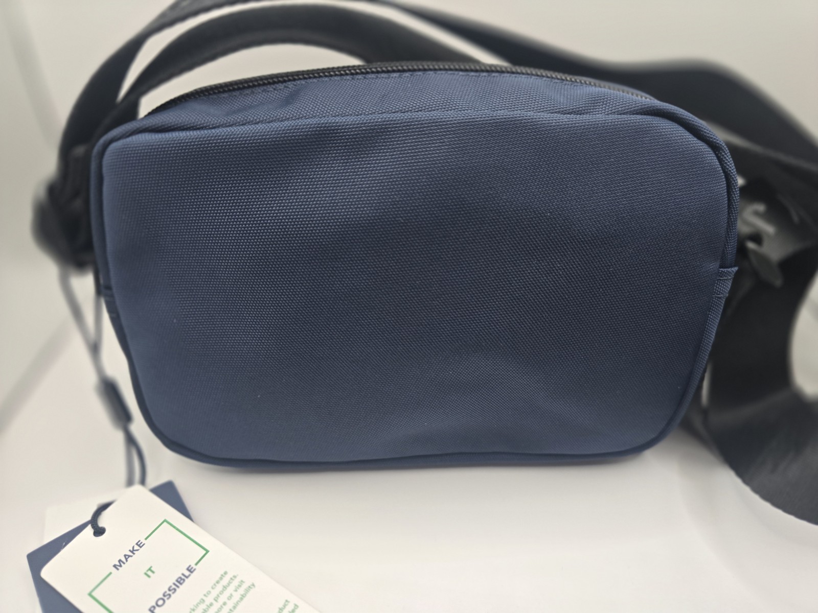 Tommy Jeans essential cross body bag in blue, Unisex BNWT image 7