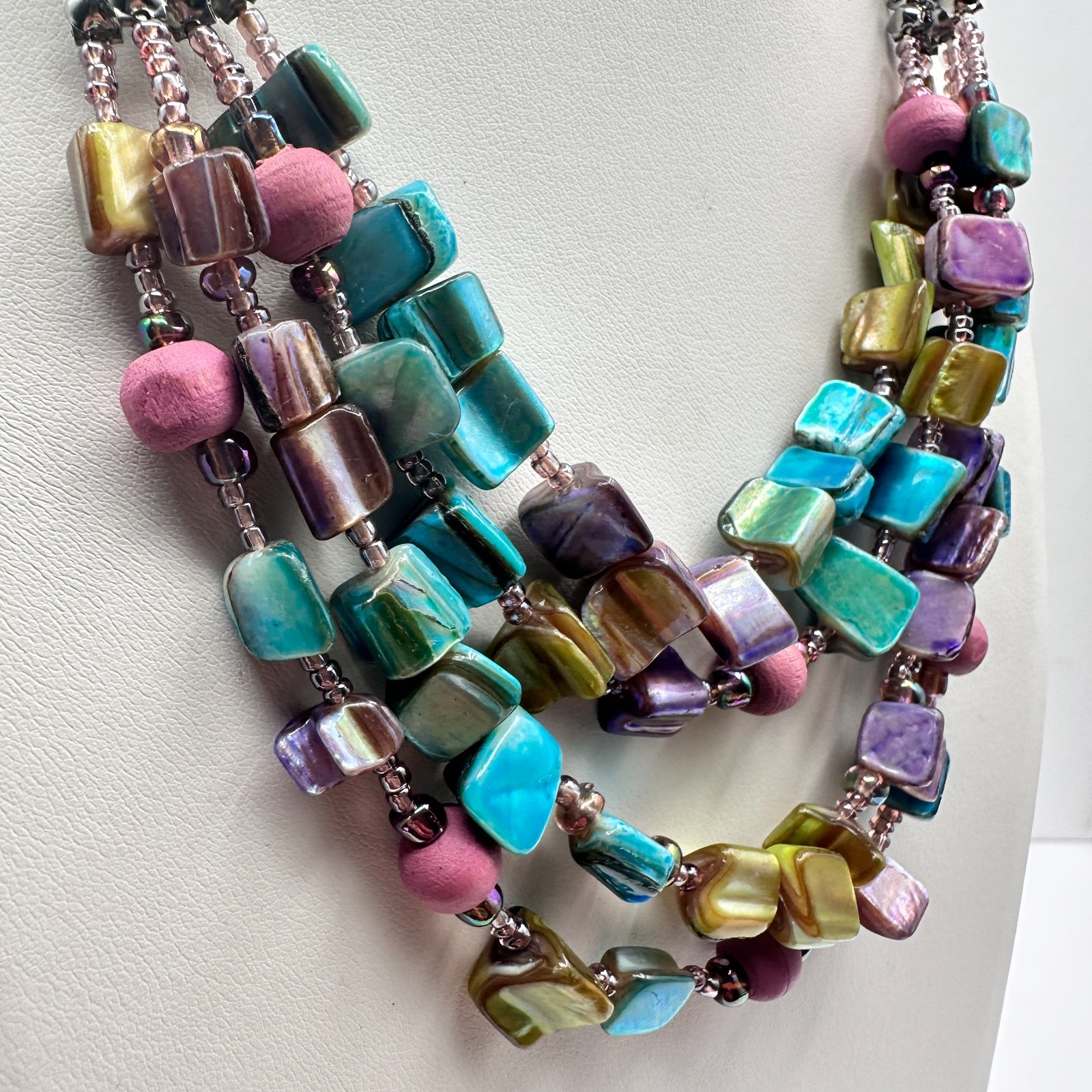 Vintage 90s Multi-Strand Shell Statement Necklace… - image 11