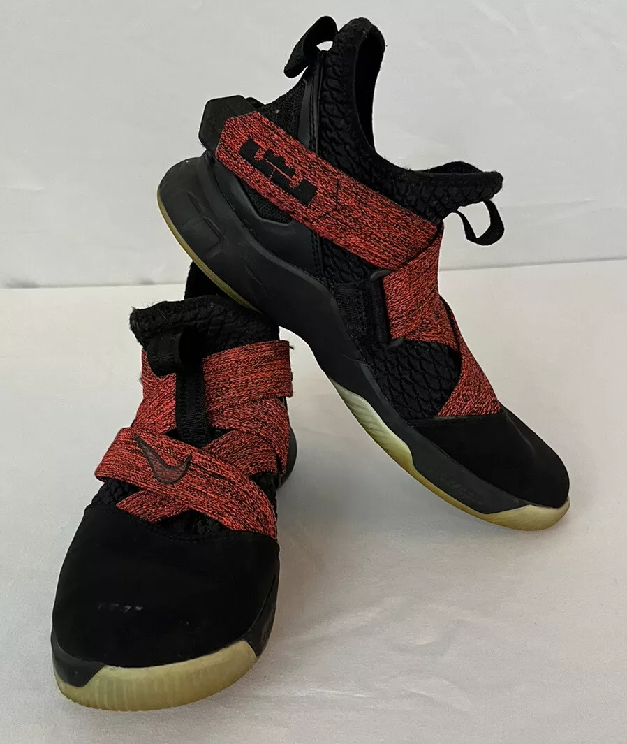 Youth lebron soldier best sale 12