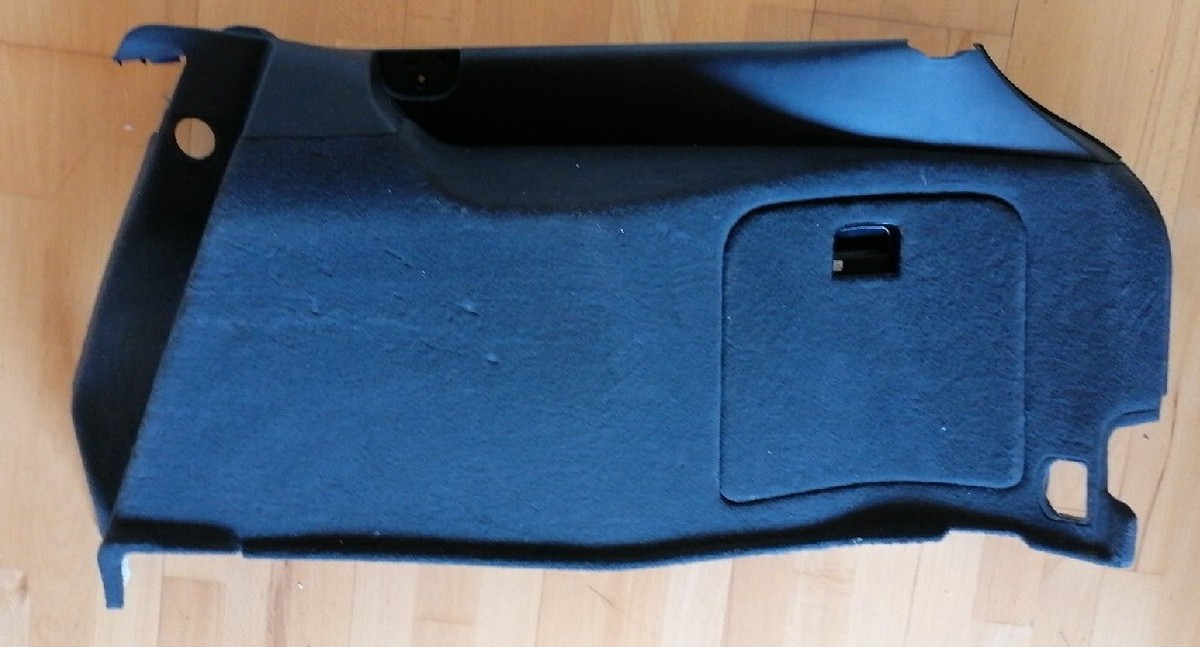 Kofferraumverkleidung rechts schwarz Audi A4 B5 Avant 8D9863880  
