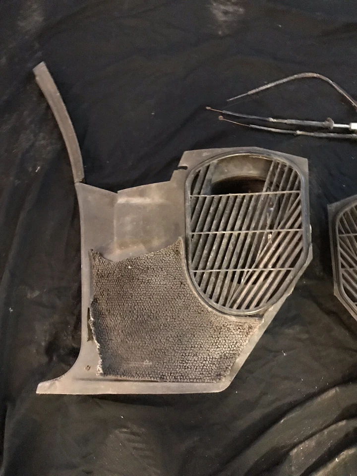 GTO Cutlass Skylark GS Chevelle 1968-1972 paneles de puerta de ventilación interiores 442 OE Foto 3 de 4