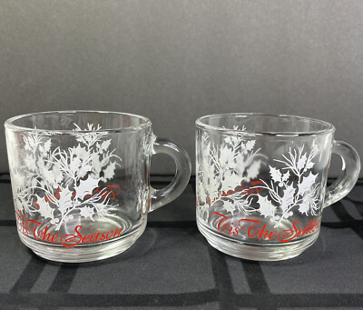 Anchor Hocking Tis the Season Xmas Mugs Set of 2 Vintage