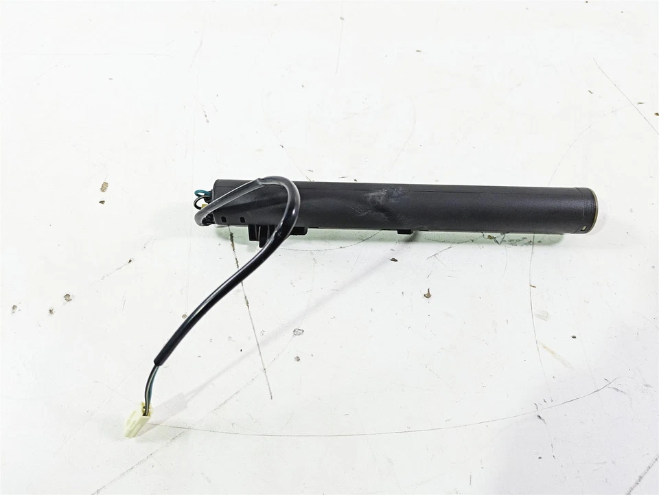 Triumph Speed Triple RS 1050 2019 unidad de envío de nivel de gasolina combustible T2405926 Foto 3 de 4