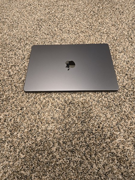 Apple MacBook Pro 14" A3434 2025 Chip M5 24GB RAM 1TB SSD Medianoche MDE34LL/A 5