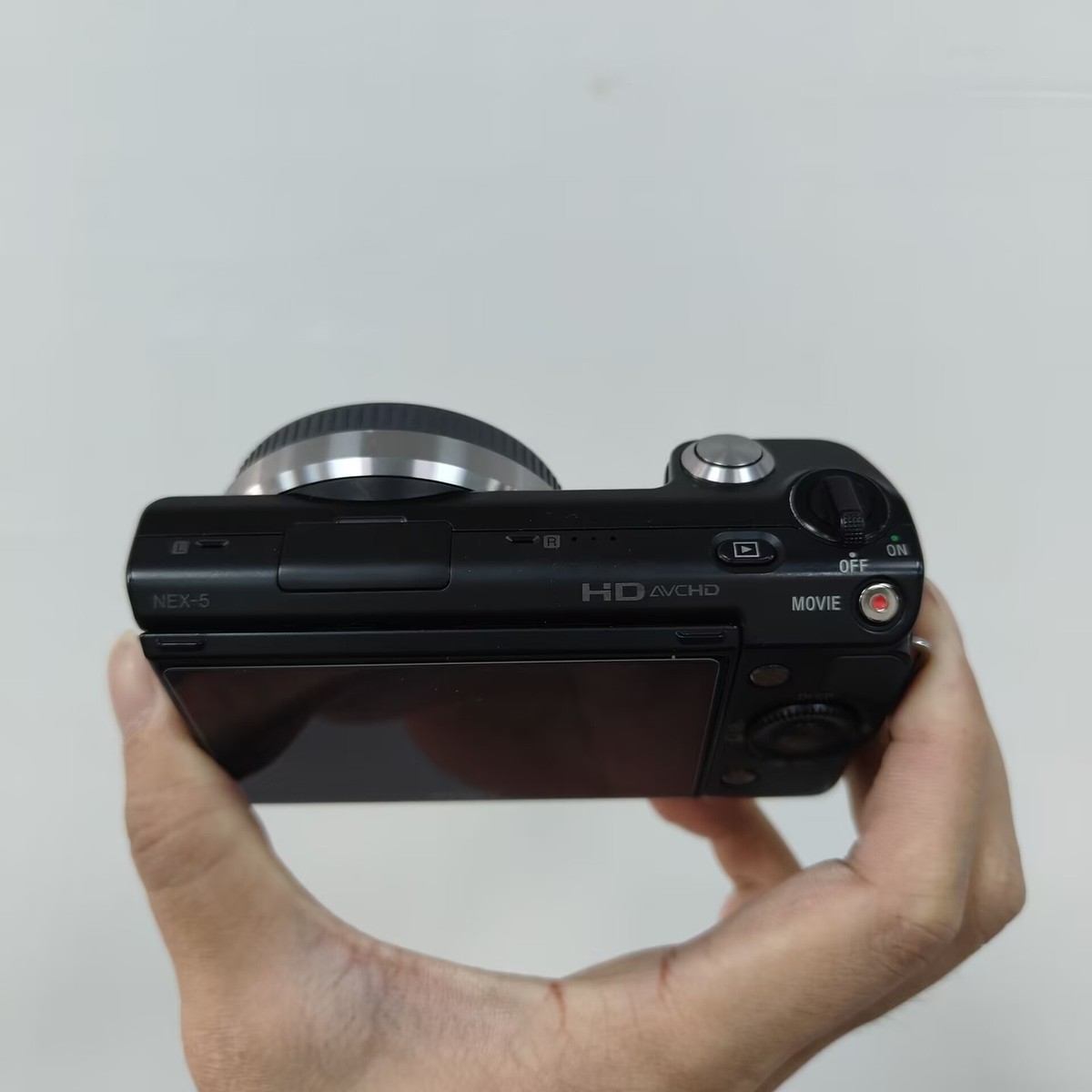 Sony Alpha NEX-5 16.1MP Digital Camera Only Body English Language