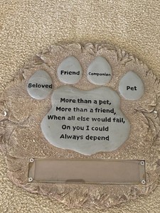 Dog Memorial Stone - Paw Print Pet Memorial Features a Photo Frame Pet Loss Gift