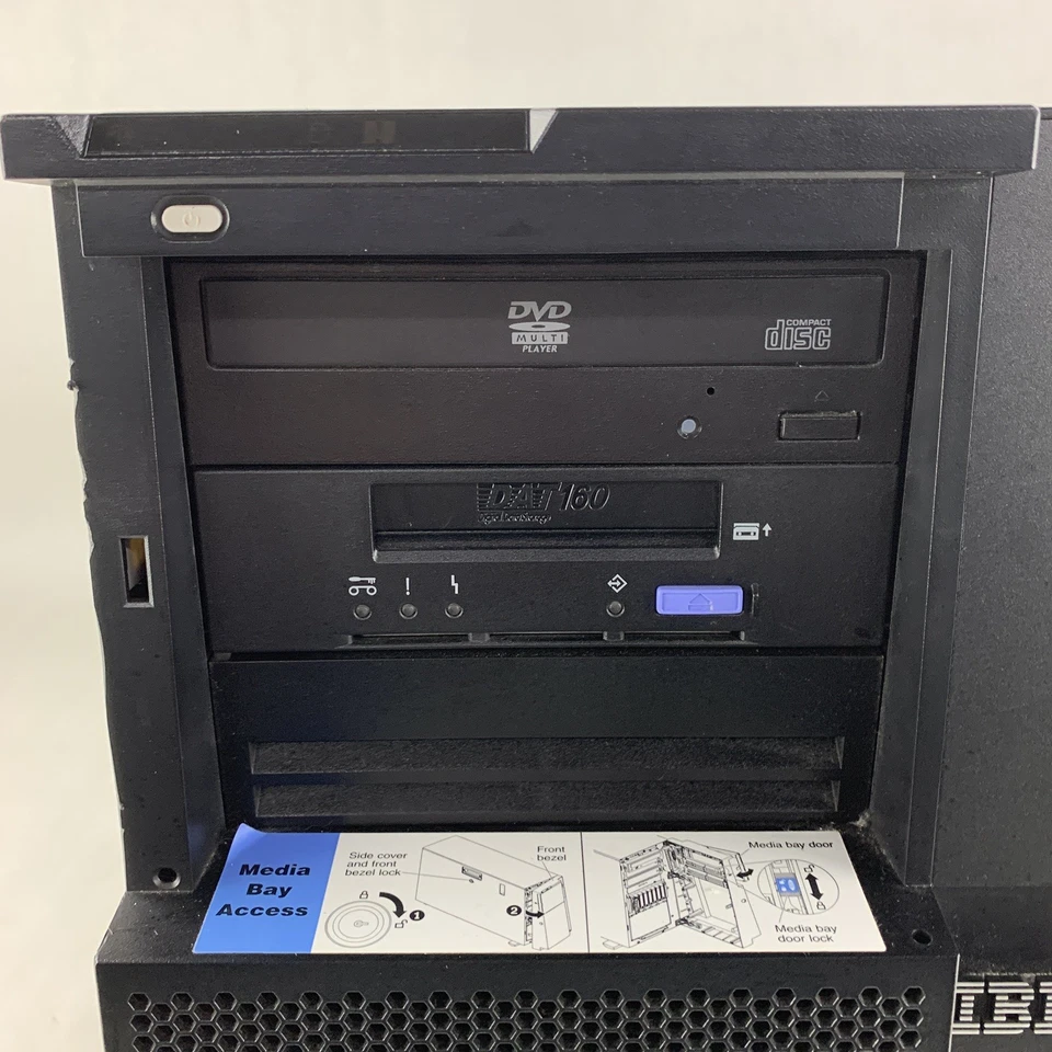 Servidor IBM System x3400 M3 7379AC 1x E5649 2,53 GHz 4 GB Ram sin sistema operativo sin disco duro Foto 3 de 4