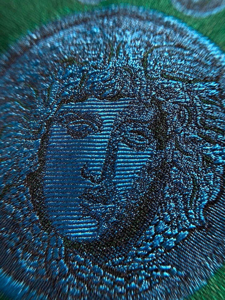 GIANNI VERSACE CORBATA TEJIDA CABEZA MEDUSA VINTAGE AÑOS 90 JACQUARD ITALIA AZUL VERDE Foto 4 de 4