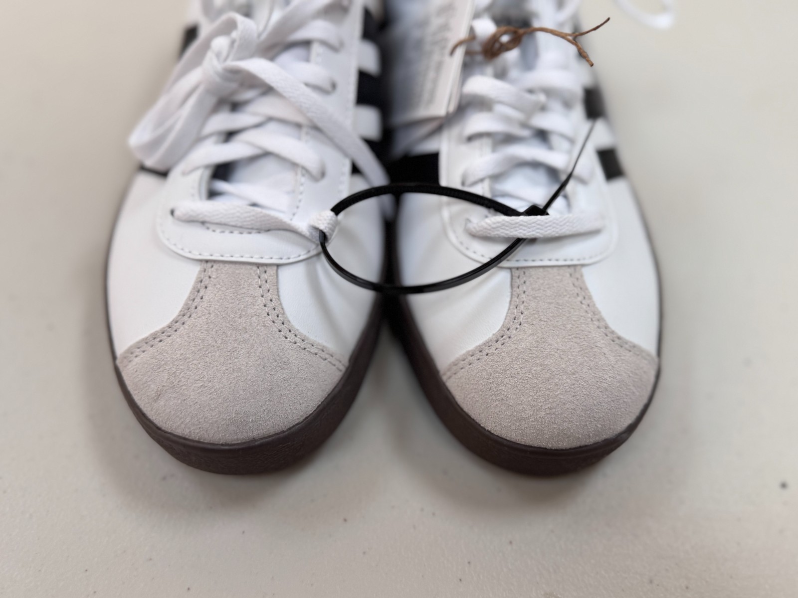 Adidas VL Court Base Trainers UK 6 EU 39.3 White Black Gum ID3714 Retro Shoes image 3